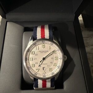 Swiss Army Victorinox Automatic Air Boss Watch **Mint**